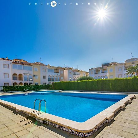 108 Apartament Fabulus Torrevieja Exteriér fotografie