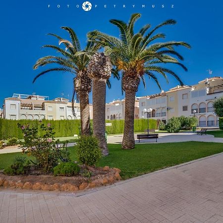 108 Apartament Fabulus Torrevieja Exteriér fotografie
