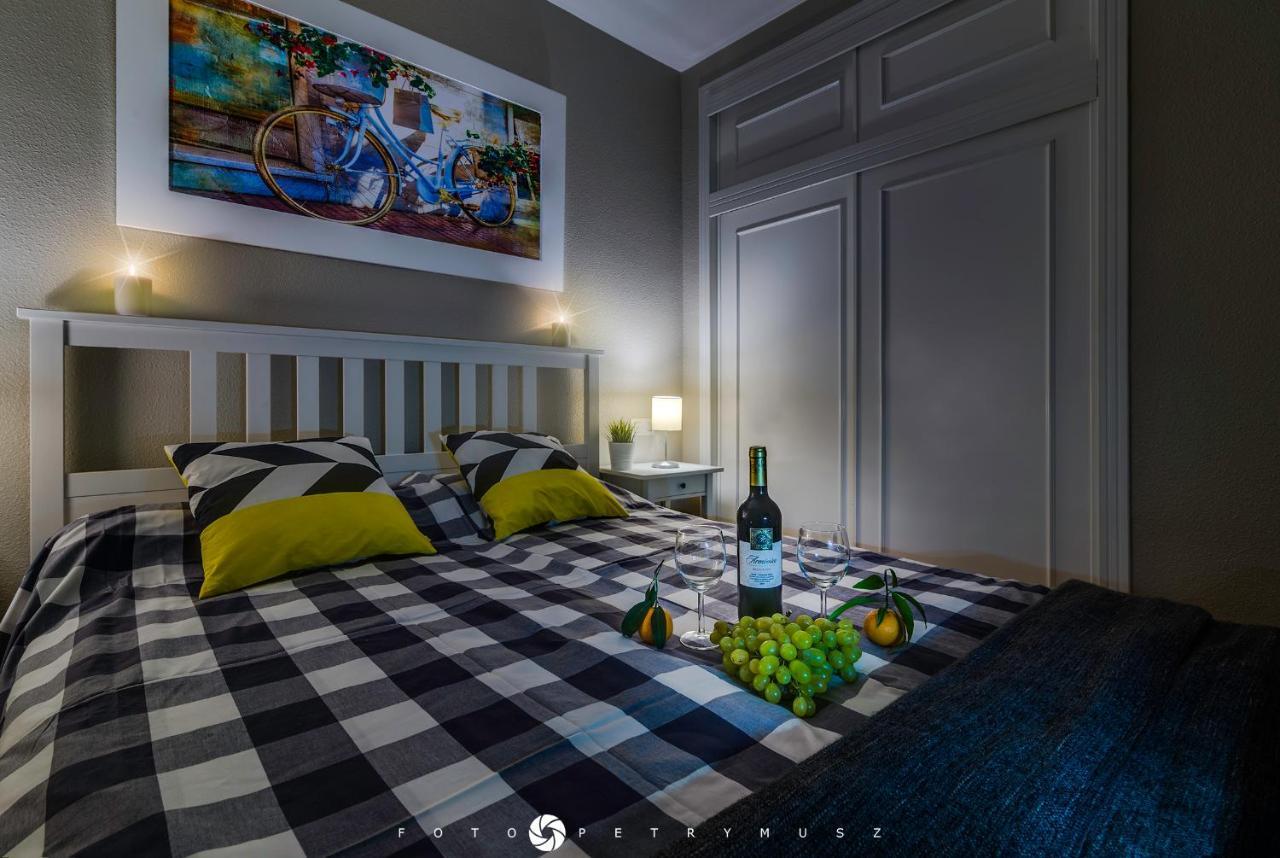 108 Apartament Fabulus Torrevieja Exteriér fotografie