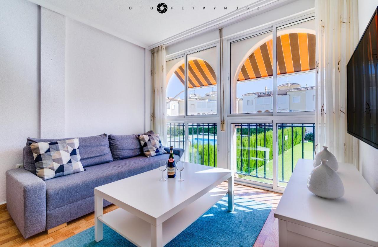 108 Apartament Fabulus Torrevieja Exteriér fotografie