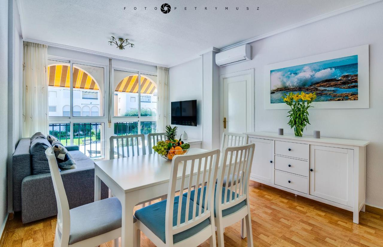 108 Apartament Fabulus Torrevieja Exteriér fotografie